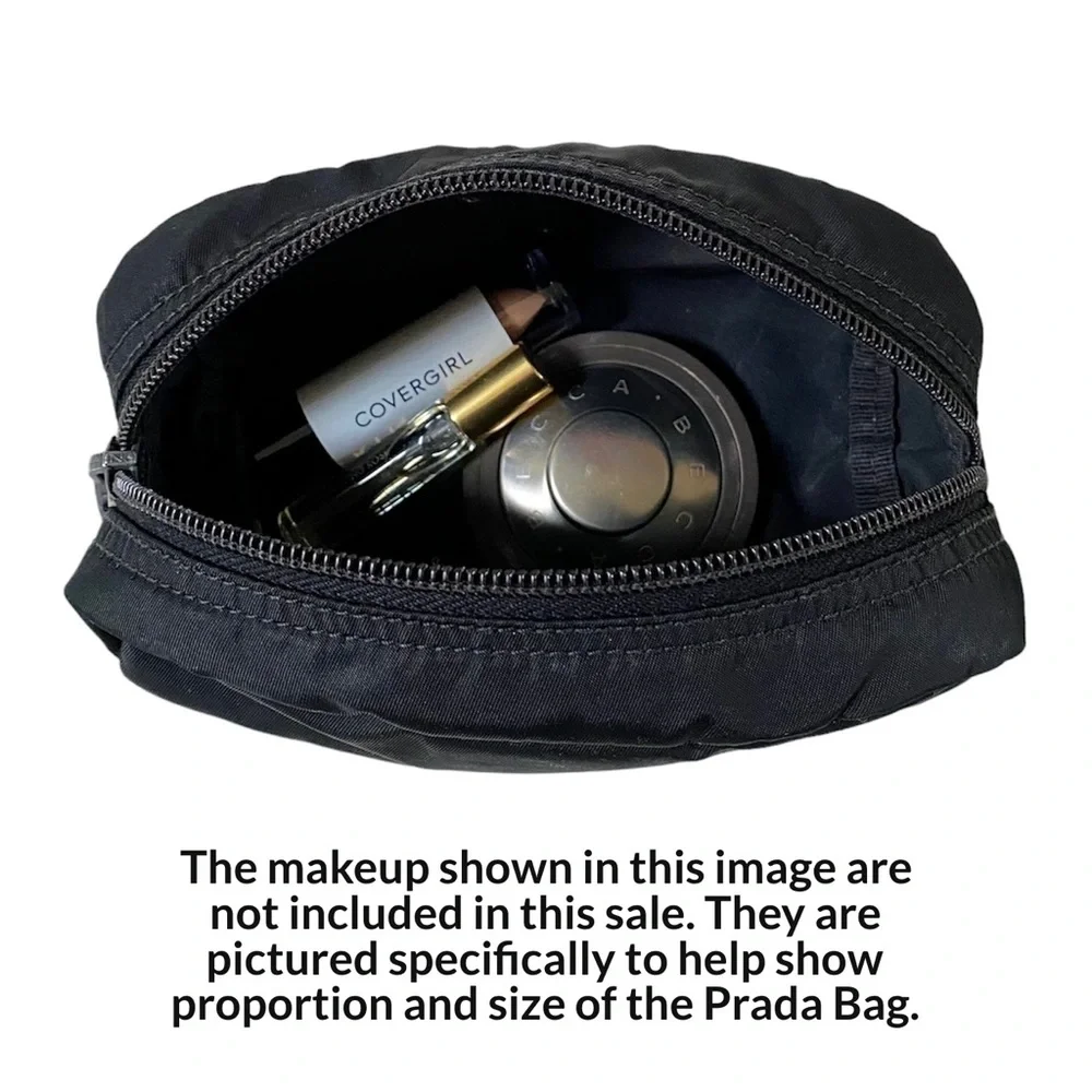 AUTHENTIC VINTAGE PRADA VELA TESSUTO NYLON SMALL ZIP COSMETIC BAG/POUCH, BLACK - Picture 6 of 16